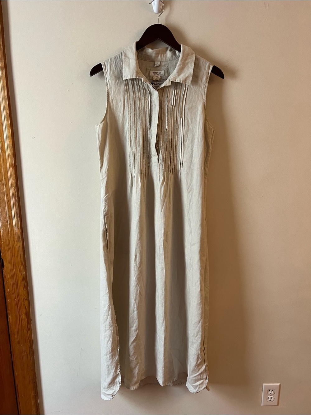 Malvin 100% Linen Cream Color Pintuck Midi Dress Unlined Size Large Side Slits